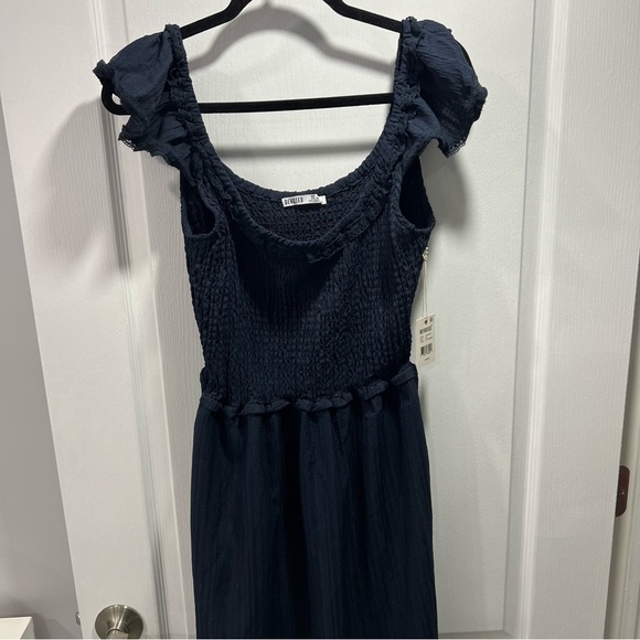 Devoted Navy Blue Smocked Dress Medium - Picture 1 of 3